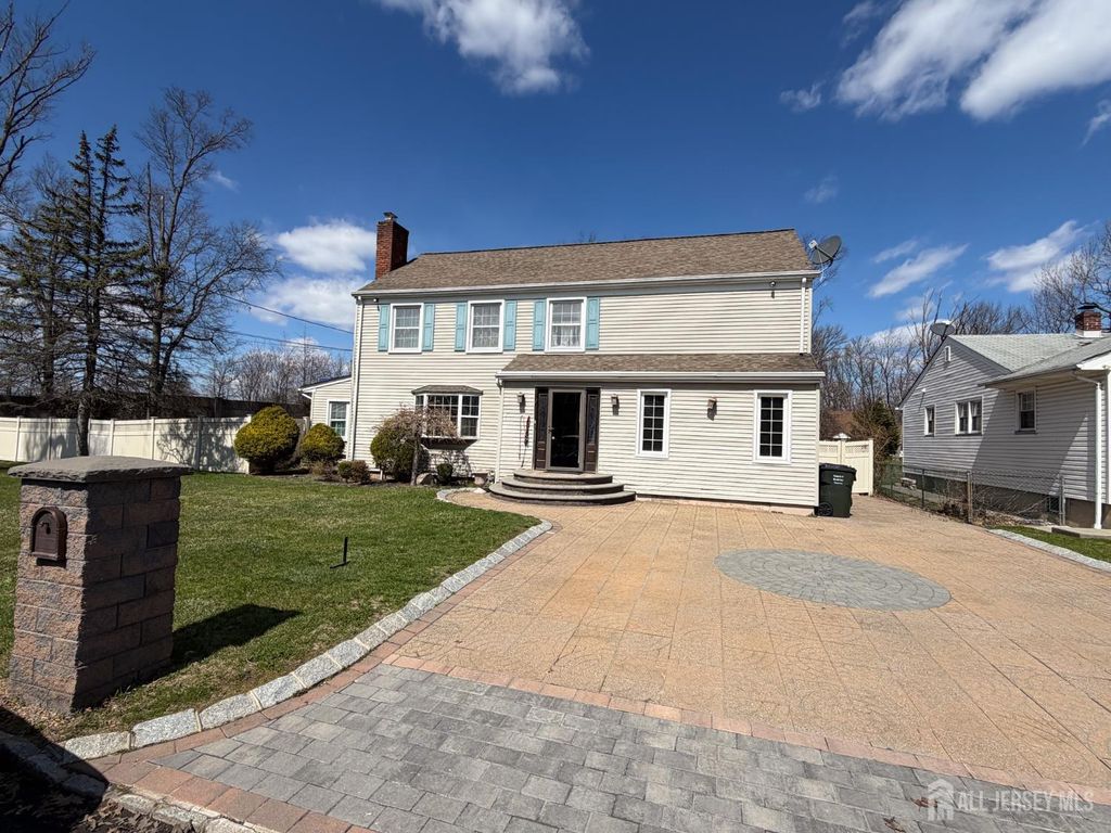 199 E Arthur Place, Iselin, NJ 08830