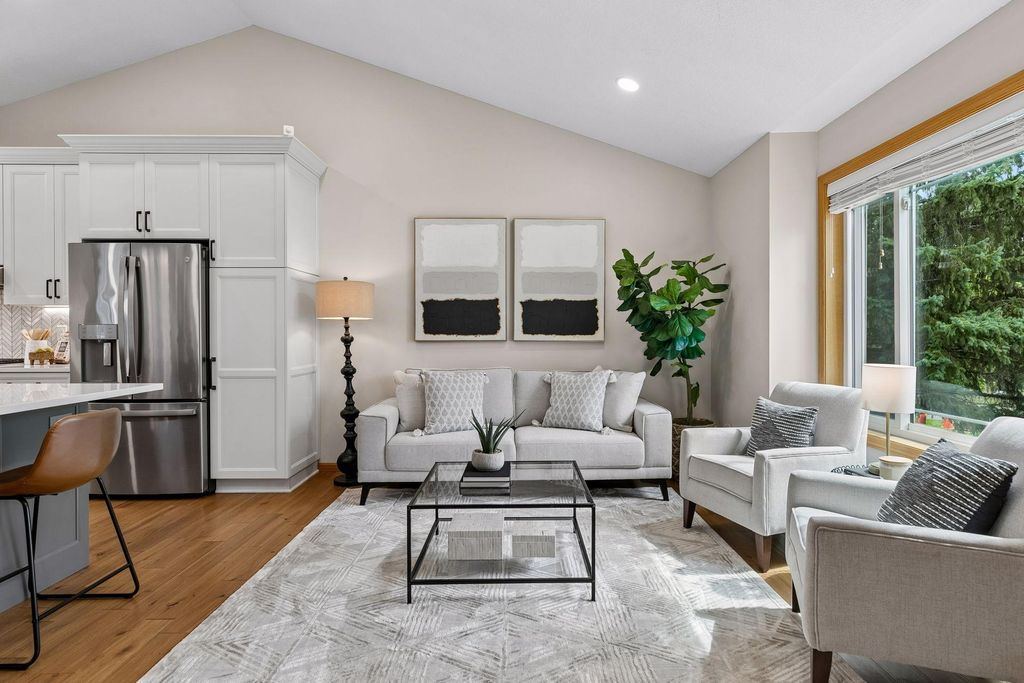 10362 Fox Run Road, Woodbury, MN 55129 — photo 5