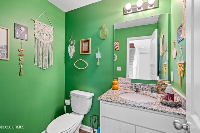 23 Bay Breeze Lane, Beaufort, SC 29907