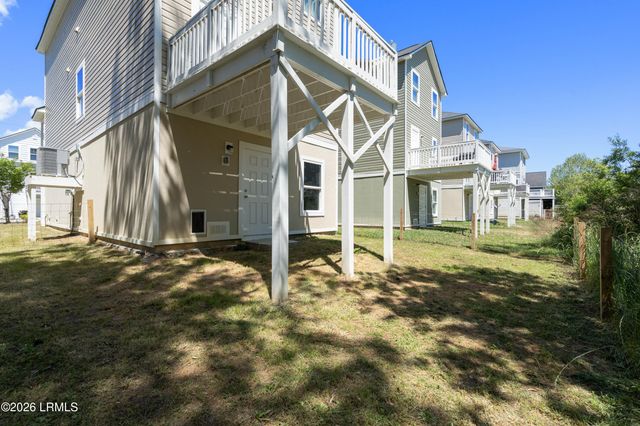 23 Bay Breeze Lane, Beaufort, SC 29907