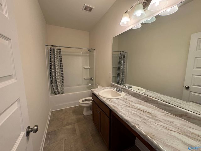 121 Emma Grace Lane, New Market, AL 35761