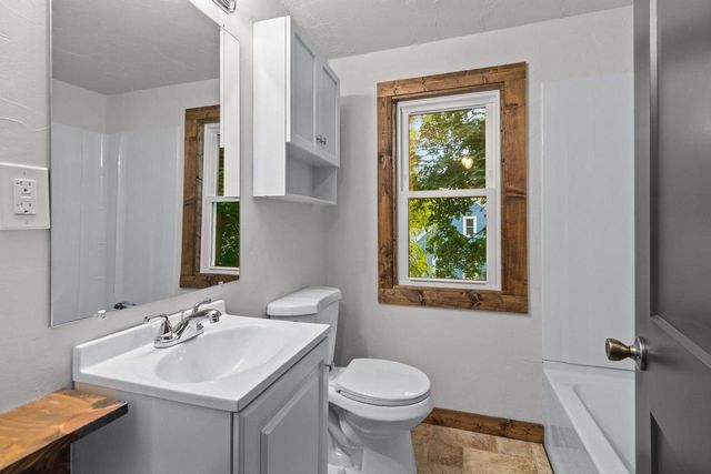 1223 W SUMMER STREET, Appleton, WI 54914