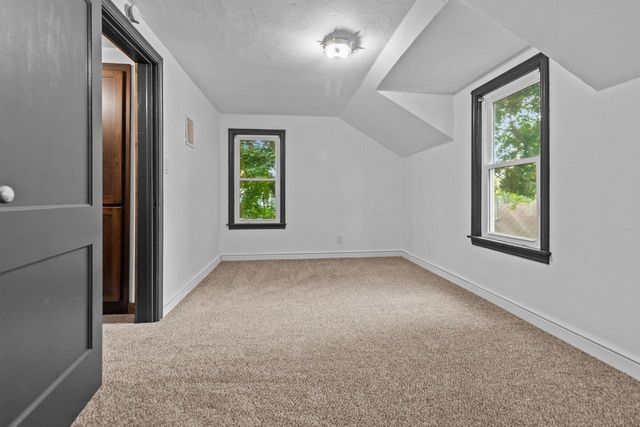 1223 W SUMMER STREET, Appleton, WI 54914