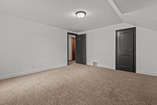 1223 W SUMMER STREET, Appleton, WI 54914