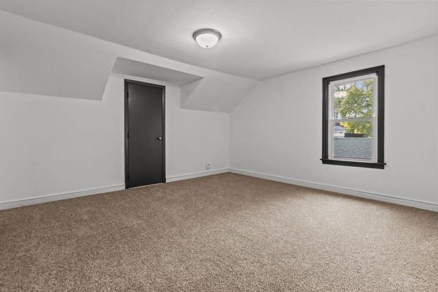 1223 W SUMMER STREET, Appleton, WI 54914