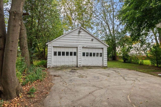 1223 W SUMMER STREET, Appleton, WI 54914