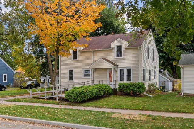 1223 W SUMMER STREET, Appleton, WI 54914