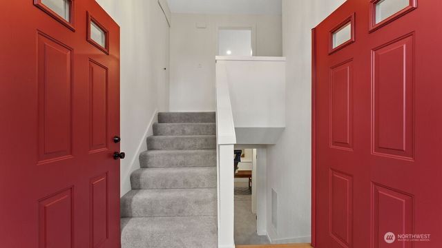 6504 119th Avenue SE, Bellevue, WA 98006