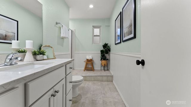 6504 119th Avenue SE, Bellevue, WA 98006