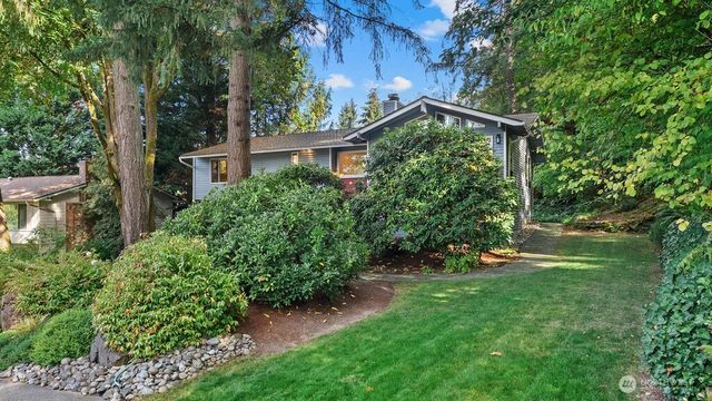 6504 119th Avenue SE, Bellevue, WA 98006