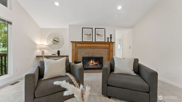 6504 119th Avenue SE, Bellevue, WA 98006