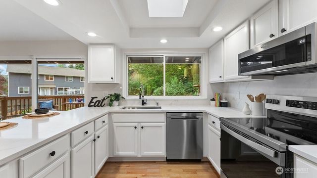 6504 119th Avenue SE, Bellevue, WA 98006