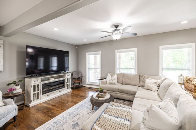 794 Brights Ln, Gallatin, TN 37066