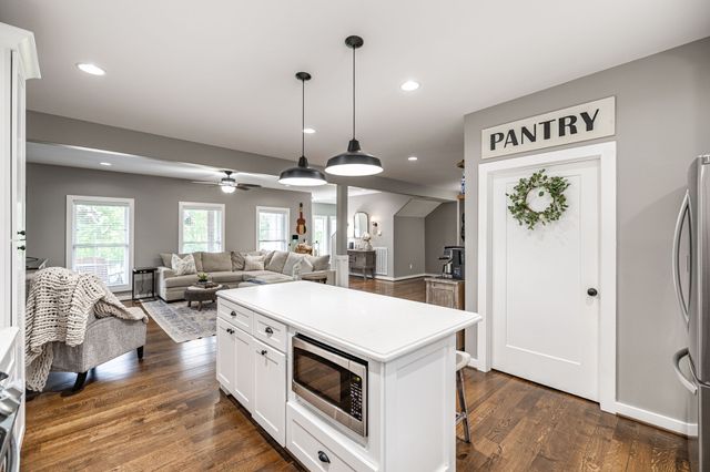 794 Brights Ln, Gallatin, TN 37066