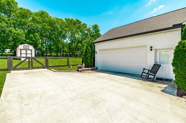 794 Brights Ln, Gallatin, TN 37066