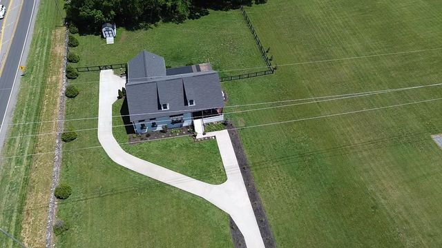 794 Brights Ln, Gallatin, TN 37066