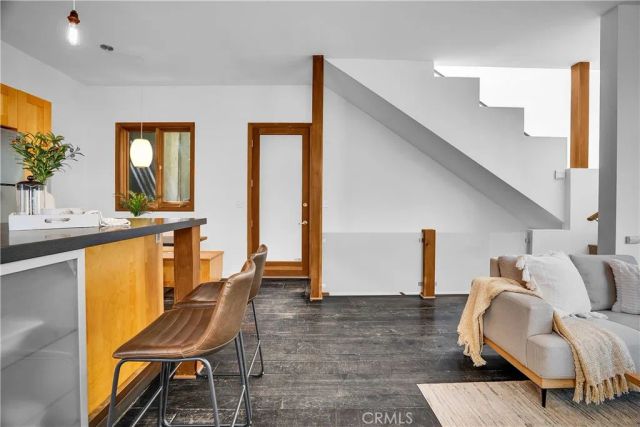 8738 Wonderland Avenue, Los Angeles, CA 90046