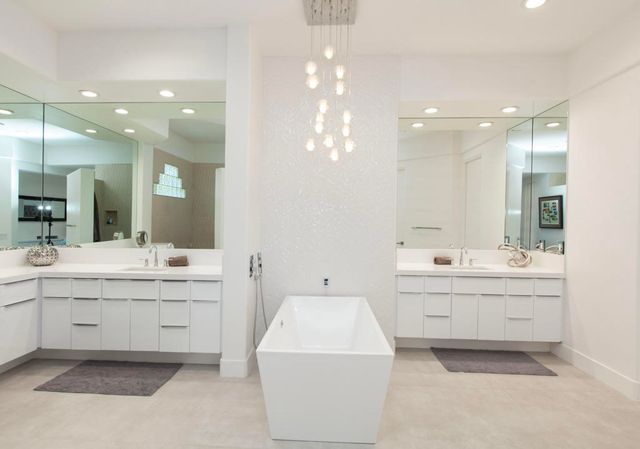 49700 Mission Drive W, La Quinta, CA 92253