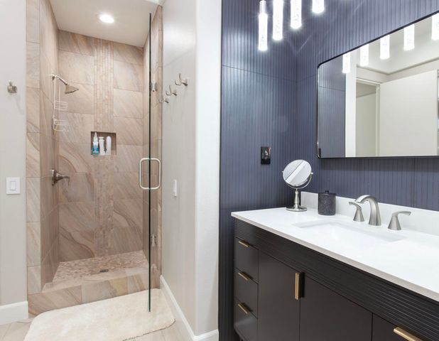 49700 Mission Drive W, La Quinta, CA 92253