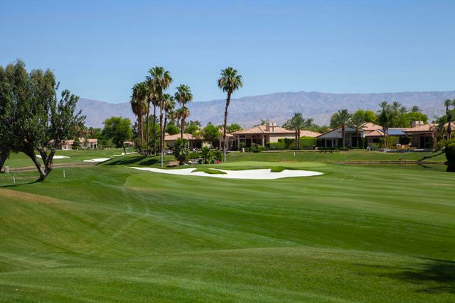 49700 Mission Drive W, La Quinta, CA 92253