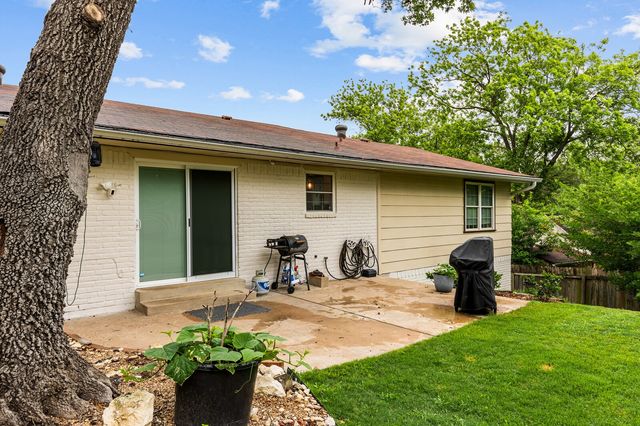 420 Brookwood Drive, Woodway, TX 76712