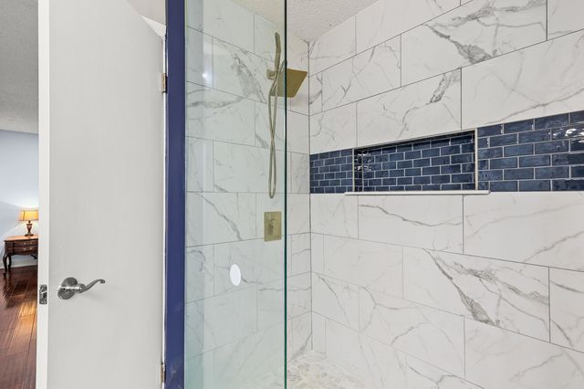 420 Brookwood Drive, Woodway, TX 76712