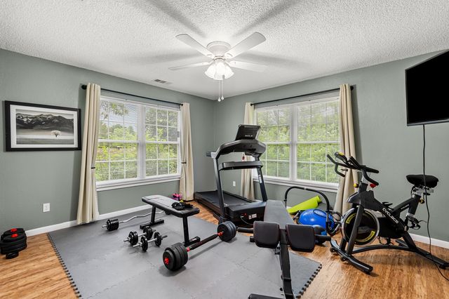 420 Brookwood Drive, Woodway, TX 76712