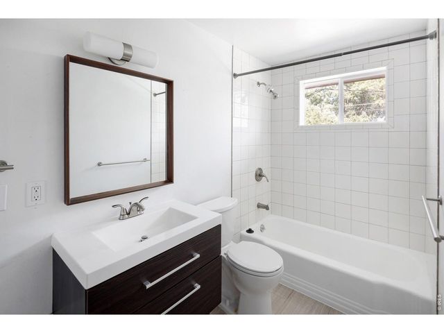 4256 Graham Ct, Boulder, CO 80305