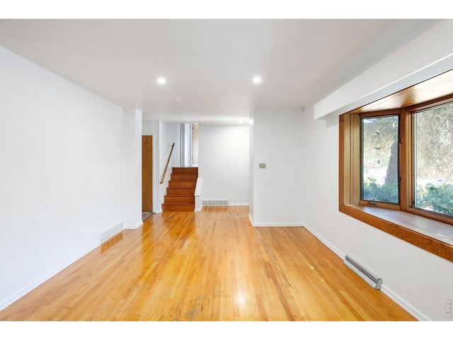 4256 Graham Ct, Boulder, CO 80305