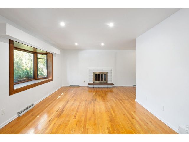 4256 Graham Ct, Boulder, CO 80305