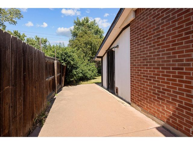 4256 Graham Ct, Boulder, CO 80305