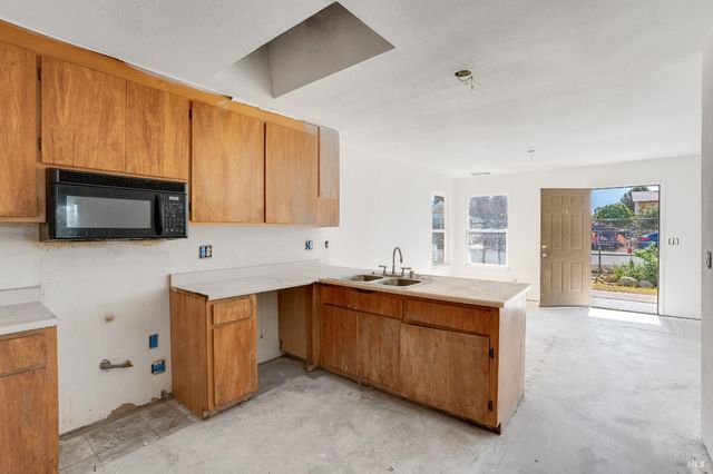 1210 Capitol St, Vallejo, CA 94590