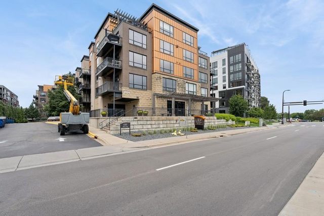 3104 W Lake Street 412, Minneapolis, MN 55416