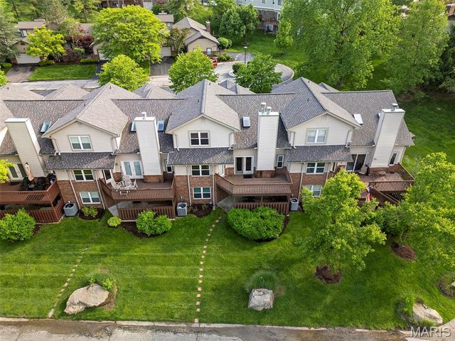 10863 Picadily Square Drive, St Louis, MO 63146