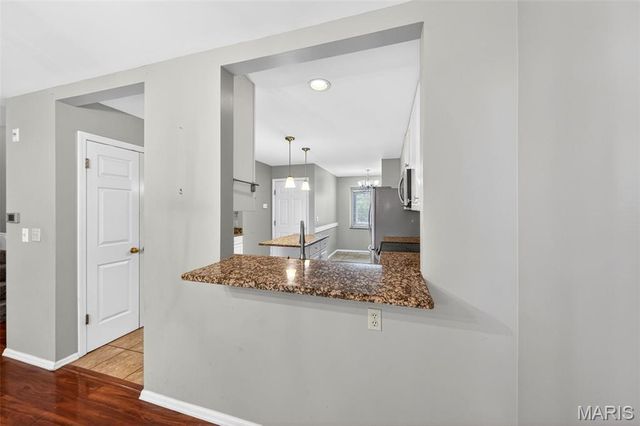10863 Picadily Square Drive, St Louis, MO 63146