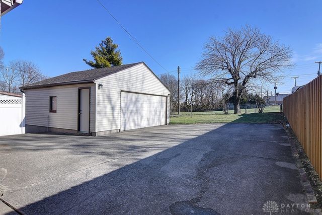 1312 John Glenn Road, Dayton, OH 45410