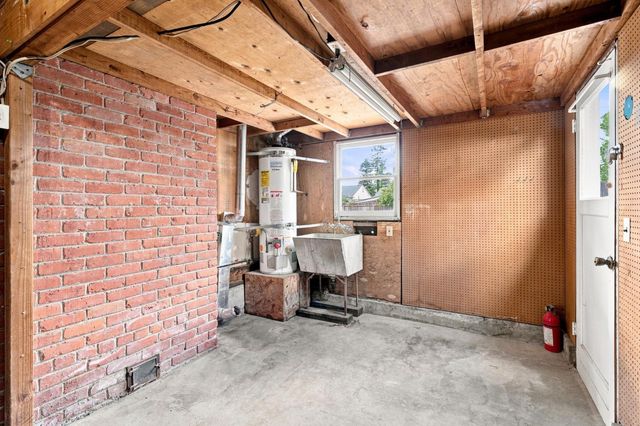 5612 Bradd Way, Sacramento, CA 95822