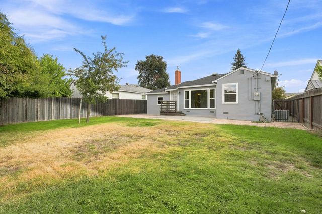 5612 Bradd Way, Sacramento, CA 95822