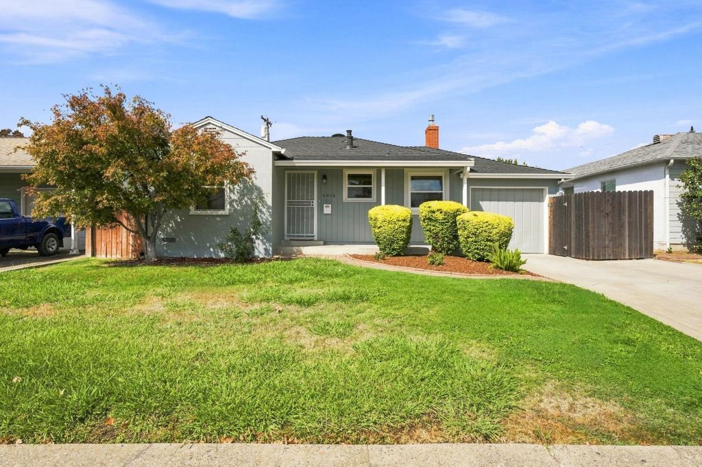 5612 Bradd Way, Sacramento, CA 95822
