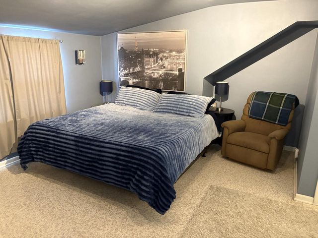 1707 W Wilbur AVENUE, Milwaukee, WI 53221