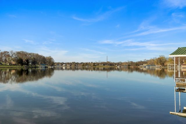 939 Aqua Dr, Gallatin, TN 37066