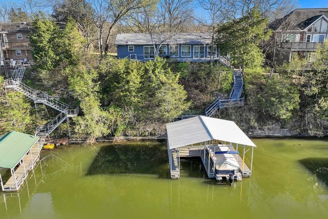 939 Aqua Dr, Gallatin, TN 37066