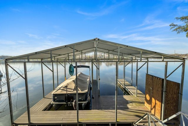 939 Aqua Dr, Gallatin, TN 37066