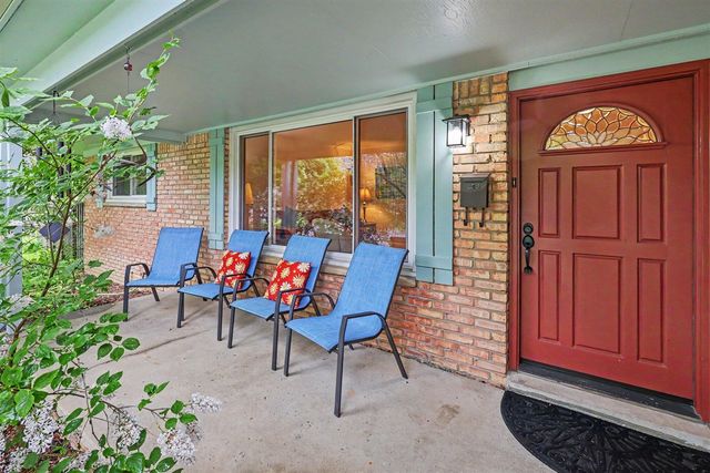 2195 Steeplechase Drive, Ann Arbor, MI 48103