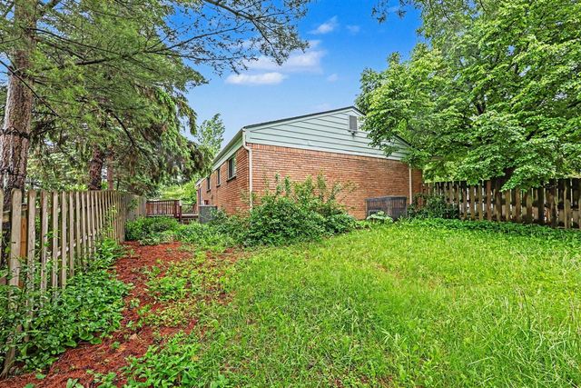 2195 Steeplechase Drive, Ann Arbor, MI 48103