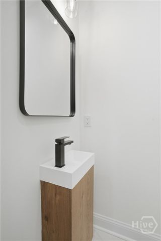 1228 E Anderson Street A & B, Savannah, GA 31404