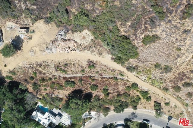 2686 Zorada Drive, Los Angeles, CA 90046