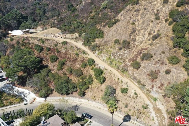 2686 Zorada Drive, Los Angeles, CA 90046