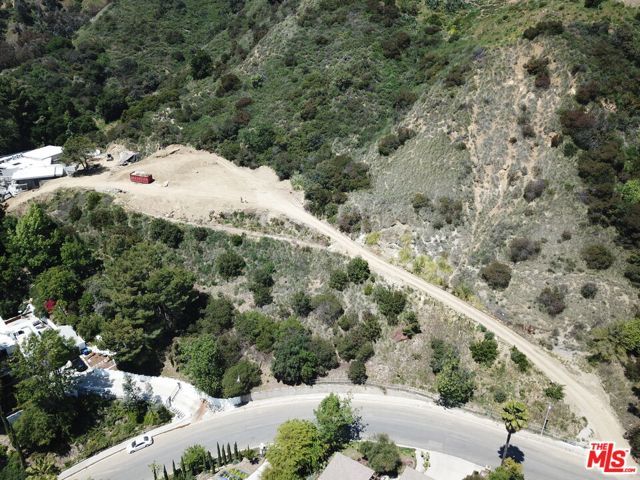 2686 Zorada Drive, Los Angeles, CA 90046