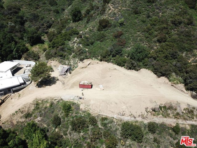 2686 Zorada Drive, Los Angeles, CA 90046